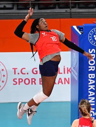 외국인 선수 트라이아웃에서 스파이크하는 조 웨더링턴 [한국배구연맹 제공. 재판매 및 DB 금지]