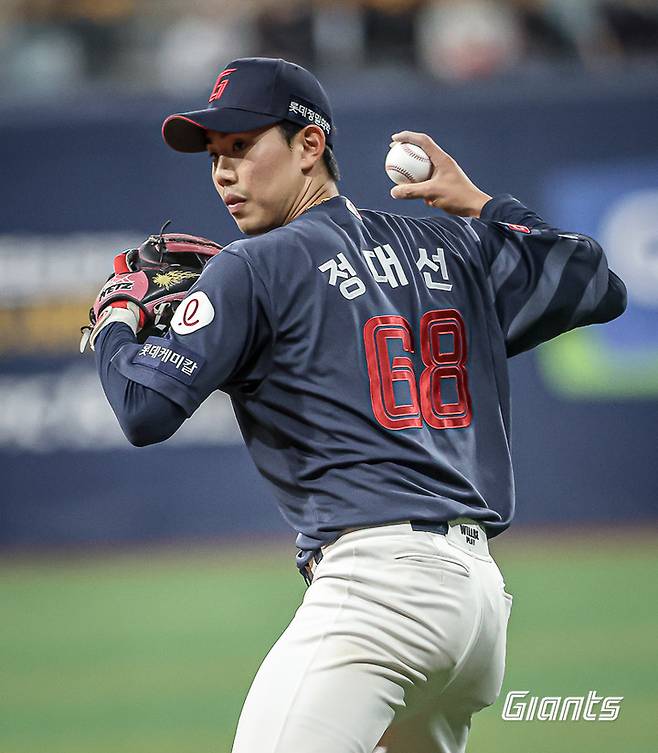 지난 2024시즌 롯데 자이언츠 소속으로 1군 경기에 출장한 정대선.