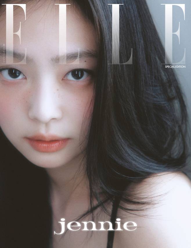 제니 “늦잠 자고 하늘 보는 순간, 제일 좋아해” [화보] (제공: 엘르코리아)