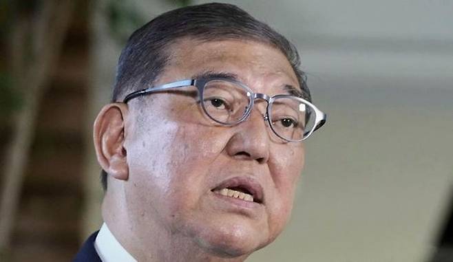 이시바 시게루 일본 총리가 23일 도쿄 총리실에서 미국과의 관세협상 타결 후 기자회견을 하고 있다. ⓒ AP/뉴시스