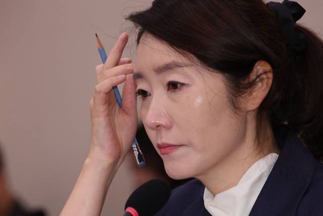 질문 받는 강선우 여가부 장관 후보자. 연합뉴스