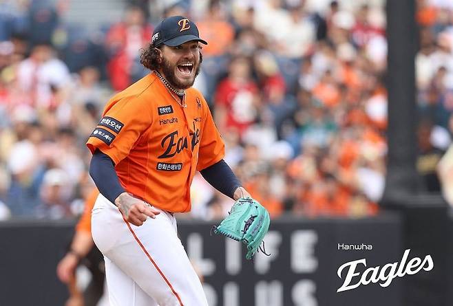 한화 폰세가 19경기에서 12승 무패를 기록하며 4관왕을 향해 달려가고 있다. 연합뉴스