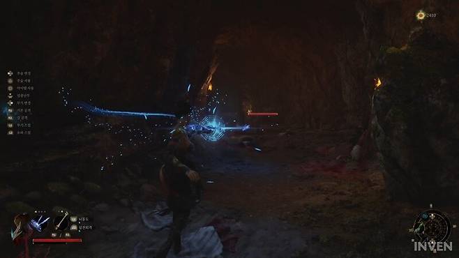 ▲ 주술은 단순한 보조 기술이 아니다. 그 자체로 강력한 공격 수단이기도 하다