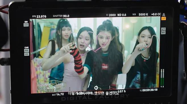 뉴진스 공식 채널 캡처