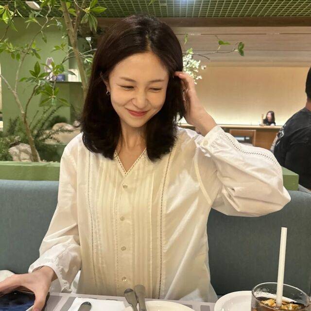 [서울=뉴시스] 백진희. (사진=백진희 인스타그램 캡처) 2025.07.23. photo@newsis.com *재판매 및 DB 금지