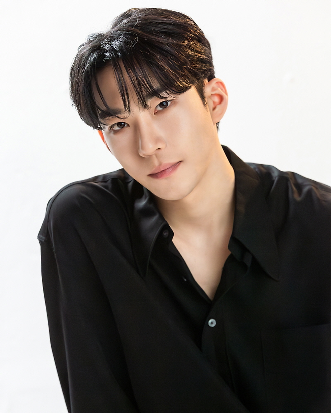 조환지. 제이플로엔터테인먼트