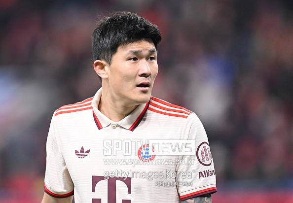 ▲ 영국 매체 '원풋볼'은 22일(한국시간) "첼시와 토트넘 홋스퍼가 김민재에게 관심을 보인다. 바이에른 뮌헨은 김민재의 매각을 본격적으로 추진하지는 않았다. 하지만 적절한 제안이 들어올 경우, 그의 매각을 검토할 것이다"라고 전했다.