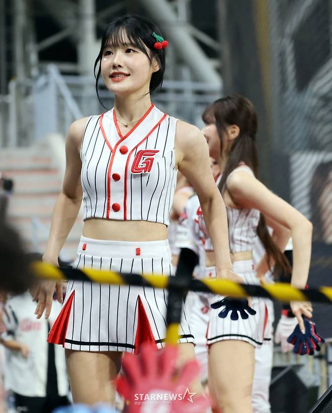 [한번에쓱]'자  갈매기들 다들 일어날 시간!' 최홍라