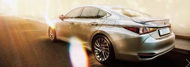 2025 렉서스 ES 300h