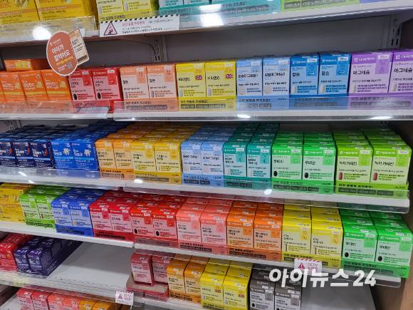 다이소 명동역점 건강기능식품 코너. [사진=아이뉴스DB]