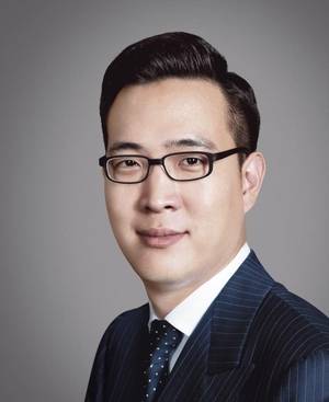 한화그룹에서 유통·레저 부문을 총괄 중인 김동선 부장
