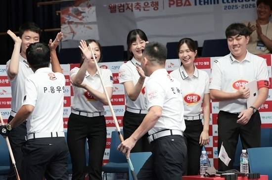 신생구단 하림이 ‘최강’ SK렌터카를 물리치고 단 두 경기만에 PBA 팀리그 첫승을 신고했다. (사진=PBA)