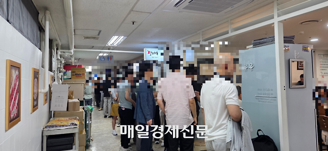 24일 오전 점심께 방문한 서울 여의도 식당가. [권민선 인턴기자]