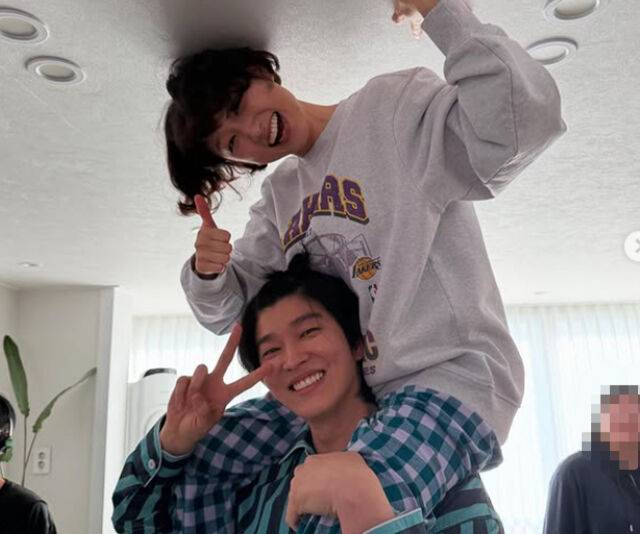 카메라 밖에서도 류혜영과 윤균상이 다정한 모습을 보였다. / 류혜영 소셜미디어