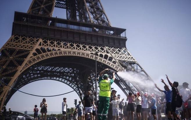 파리 에펠탑 모습. [연합]