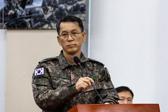 1월14일 윤석열 정부의 비상계엄 선포를 통한 내란 혐의 진상규명 국정조사 특별위원회의 전체회의 기관보고에서 김용대 국방부 드론작전사령관이 출석해 답변하고 있다. ⓒ시사IN 신선영