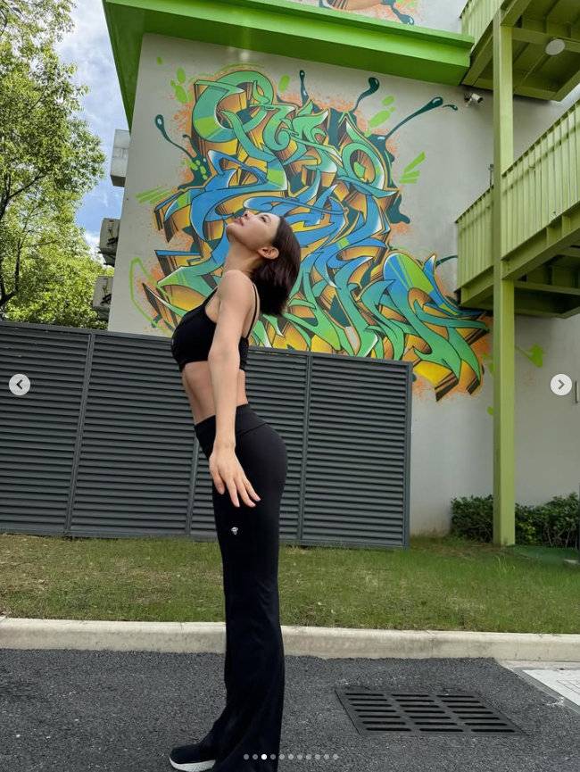 사진｜클라라 인스타그램
