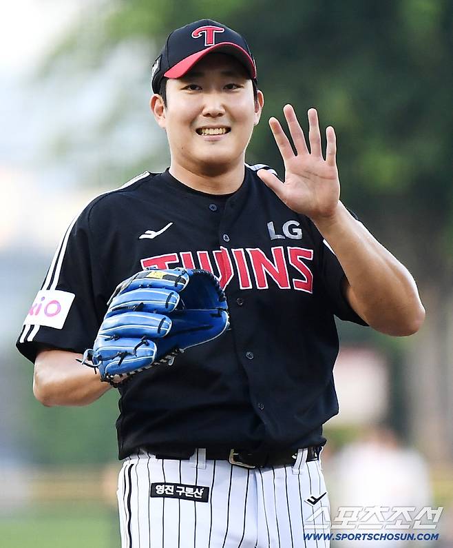 24일 광주 기아 챔피언스필드에서 열린 LG-KIA전. LG 선발투수 손주영이 투구를 준비하고 있다. 광주=정재근 기자 cjg@sportschosun.com/2025.7.24/
