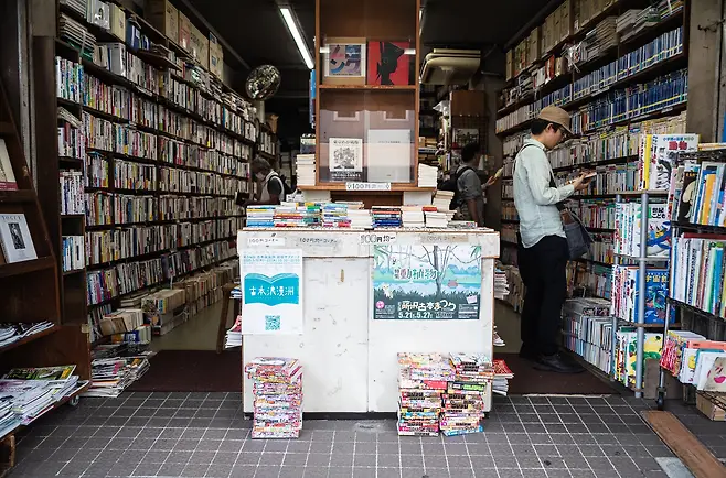 24b0d76bb48769f020a8d3b706f11a3946f546a02b2b6b767923