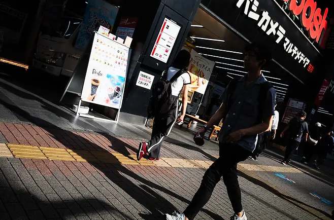 24b0d76bb4876af720a8d3b706f11a3963627603fce7e3c2e9de