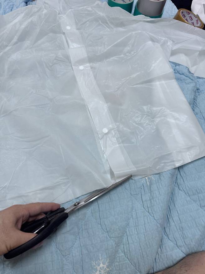 P20250725_153331954_CD28F1D4-F953-419D-B972-A095F63859CC.JPG 케데헌의 사자보이즈 복근 코스프레 해봤다.