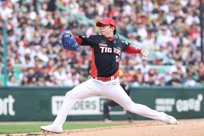 <yonhap photo-4839="">KIA 양현종. <저작권자 ⓒ 1980-2025 ㈜연합뉴스. 무단 전재 재배포 금지, AI 학습 및 활용 금지></yonhap>