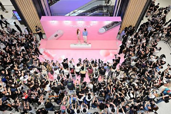 지난달 말부터 이달 초까지 열린 에이피알 메디큐브 홍콩 팝업스토어 현장 모습. [사진=에이피알]