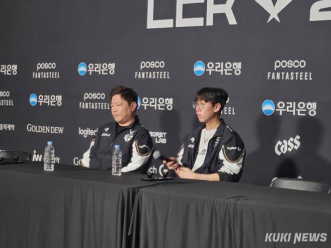 김정수 감독과 '룰러' 박재혁. 송한석 기자