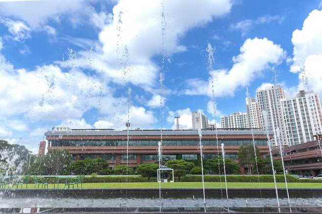광명시청사 / 사진=연합뉴스, 광명시 제공