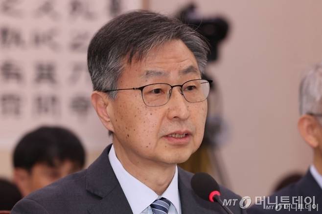 [서울=뉴시스] 권창회 기자 = 최재해 감사원장이 19일 서울 여의도 국회에서 열린 법제사법위원회 전체회의에 출석해 인사말을 하고 있다. 2025.03.19. kch0523@newsis.com /사진=권창회