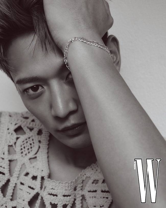 더블유 코리아 제공