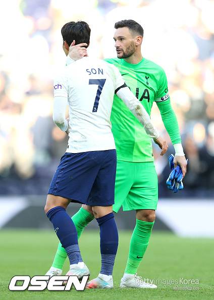 [사진] 손흥민과 요리스 ⓒGettyimages(무단전재 및 재배포 금지)