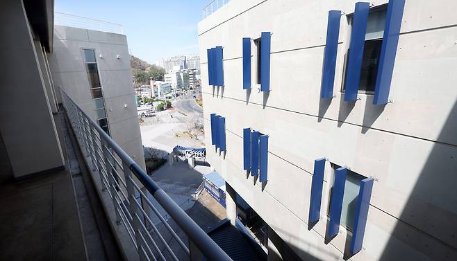 창원 NC파크 구조물 사고 현장.   창원 | 연합뉴스