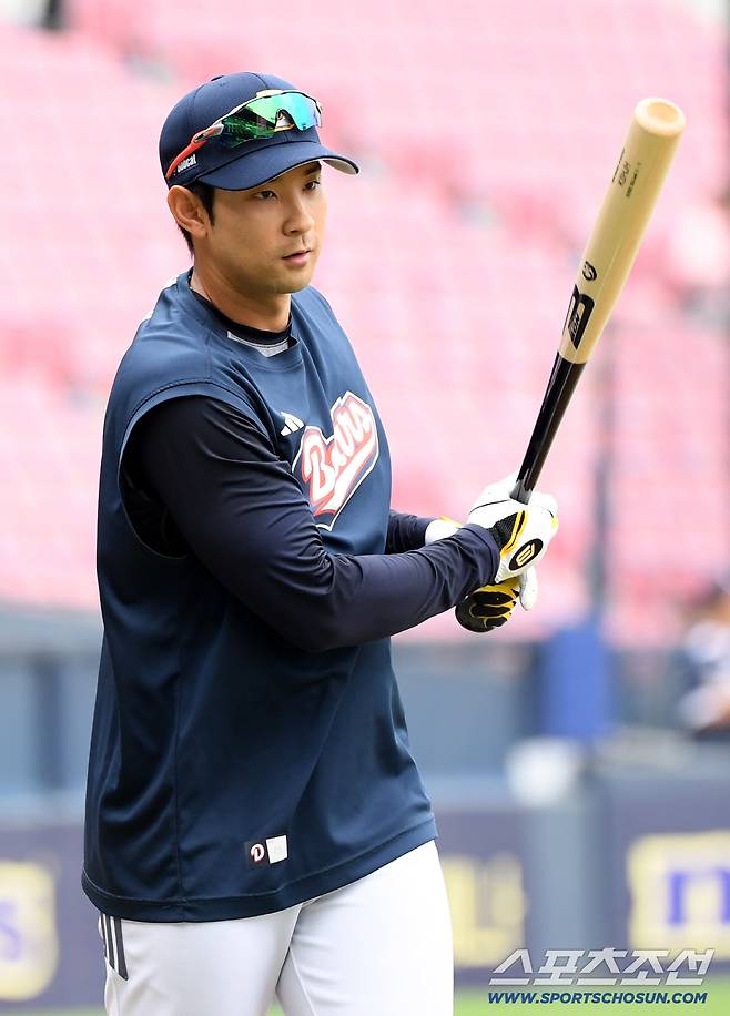 21일 잠실구장에서 열린 LG 트윈스와 두산 베어스의 경기. 두산 강승호가 타격 훈련을 하고 있다. 잠실=박재만 기자 pjm@sportschosun.com/2025.06.21/