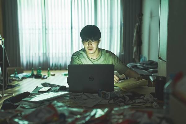 영화 '84제곱미터' 강하늘 스틸컷 ⓒ넷플릭스