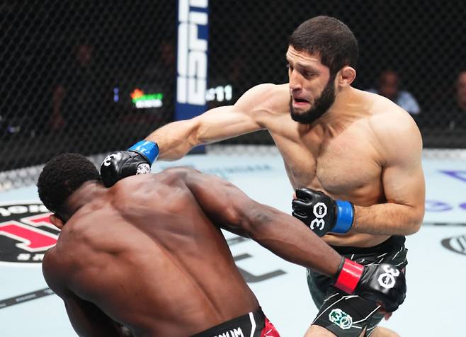 이크람 알리스케로프. 사진=UFC