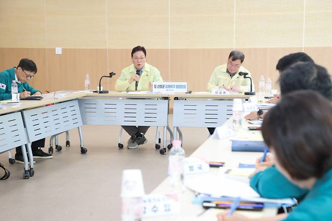 박완수 도지사는 24일 산청군청에서 열린 ‘경남도‧산청군 호우피해 복구상황 점검회의’ 장면