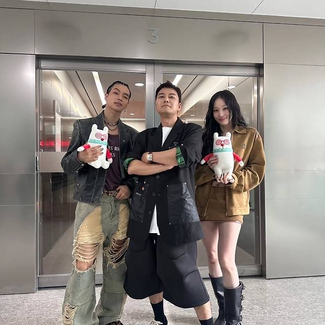 타잔, 전현무, 애니 /사진=전현무 소셜미디어