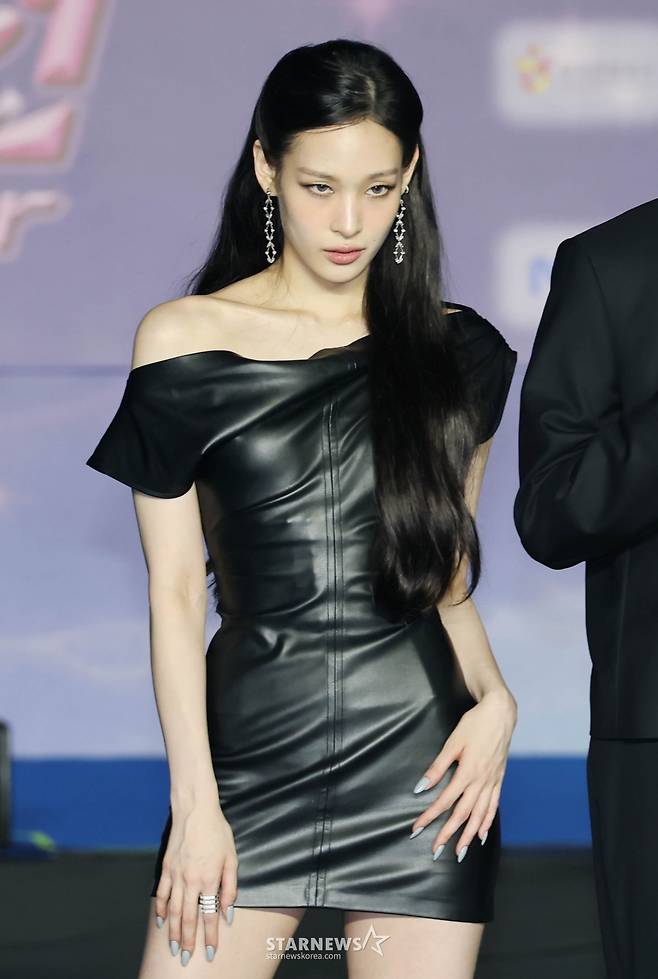 올데이프로젝트 애니 '카리스마 넘치는 눈빛'[★포토]