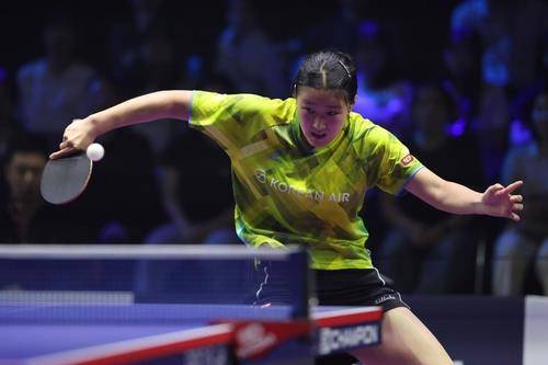 커트 수비하는 대한항공의 이승은 [한국프로탁구연맹 제공. 재판매 및 DB 금지]