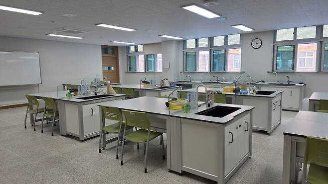 다양한 실험을 할 수 있도록 조성된 교실 내부. /사진=이은지 기자