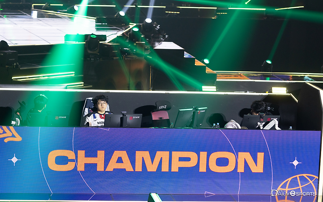 디펜딩 챔피언 대한민국이 역대 최저 순위인 8위로 대회를 마쳤다.