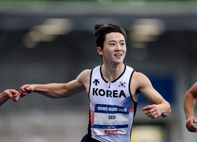 라인-루르 2025 FISU 세계대학경기대회 | 2025년 7월 24일 | 육상 | 대회 4일차 저녁 세션 | 남자 200m 준결승전 | 보훔 로어하이데스타디온 | 대한민국 서민준 출전 | © 루카스 슐체 / 라인-루르 2025