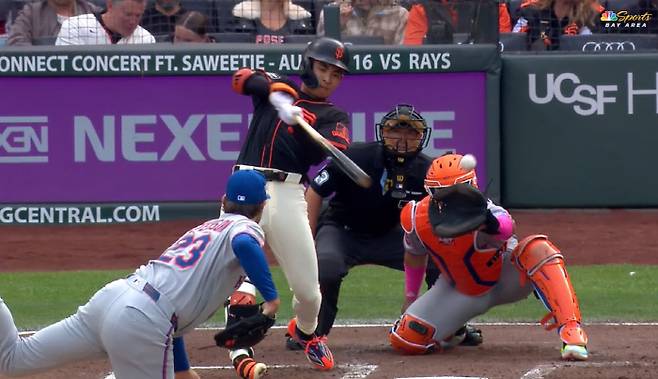 이정후가 2회말 첫 타석에서 좌전안타를 치고 있다. 사진=MLB.TV 캡처