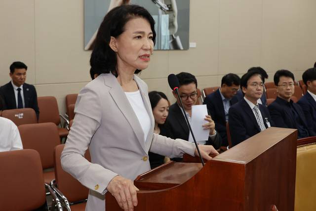 이진숙 방송통신위원장이 국회 과학기술정보방송통신위원회 전체회의에서 ‘방송3법’ 통과에 대한 입장을 밝히고 있다. [연합뉴스]