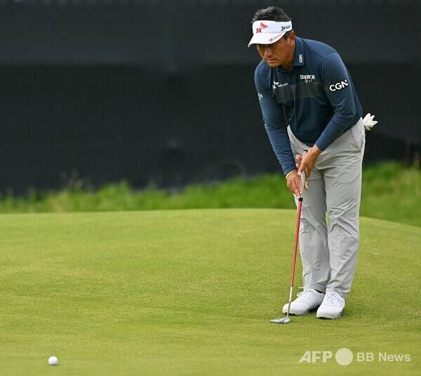 미국프로골프(PGA) 챔피언스투어 '시니어 브리티시 오픈'으로 불리는 2025년 ISPS 한다 시니어 오픈 챔피언십에 디펜딩 챔피언으로 출전한 최경주 프로. 사진제공=ⓒAFPBBNews = News1