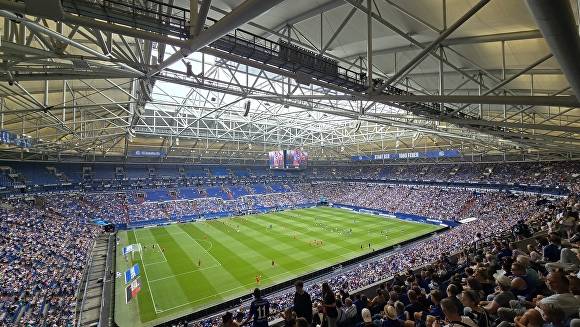 김영환 충북지사가 26일(현지시간) 방문한 독일 펠틴스 아레나 돔구장. [사진=충북도]