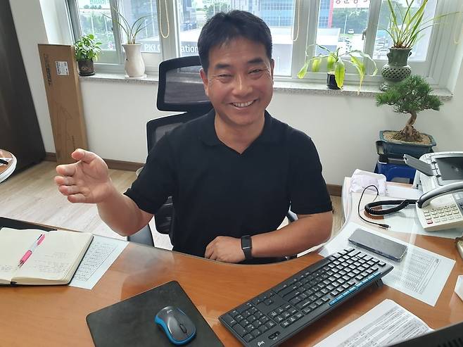 양귀철 대표가 향후 사업 계획을 설명하고 있다. 화성=윤현주 기자