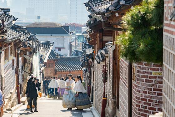 Bukchon Hanok Village [BAEK JONG-HYUN]