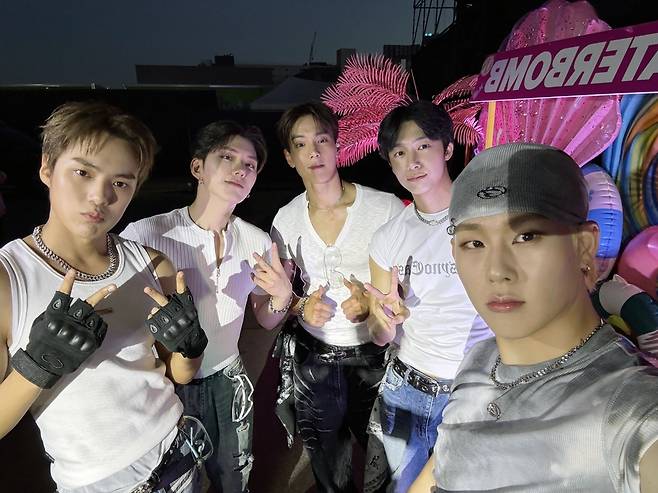 몬스타엑스 공식 SNS